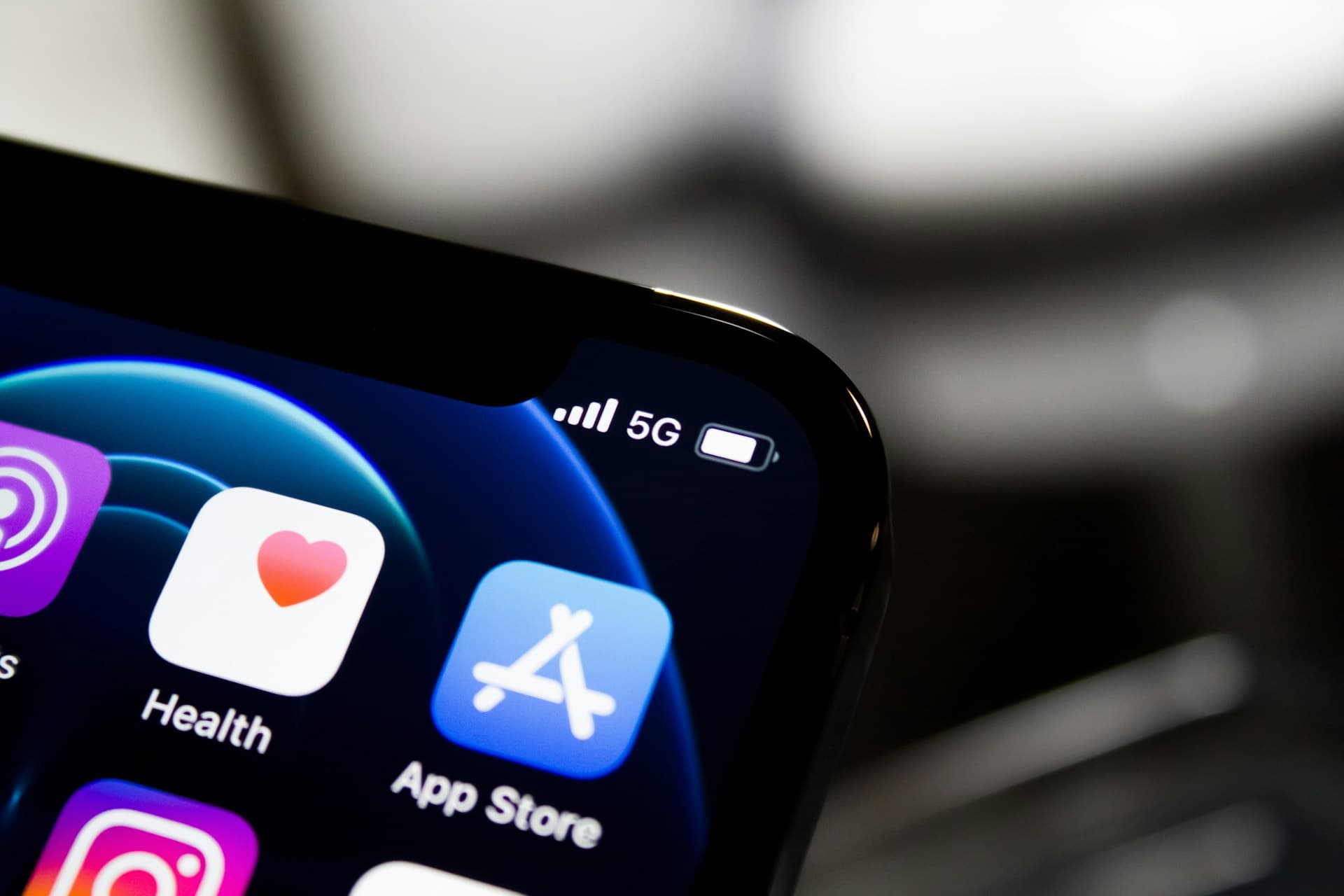 Hvorfor du bør bruke mobildata i stedet for offentlig Wi-Fi